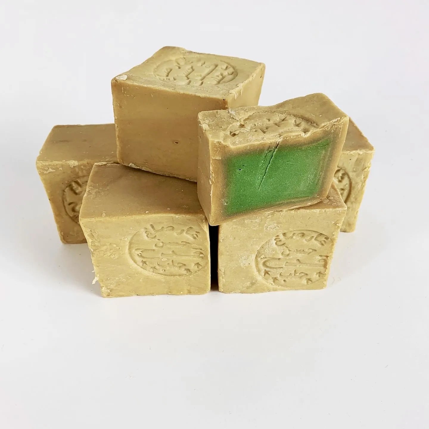 DREI STÜCK Aleppo Seife Naturseife empfindliche Haut Haarseife ca. 190g Unverpackte, .